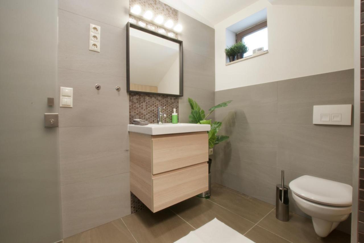 Penthouse Apartment By Hi5 -At The Top Of Будапеща Екстериор снимка