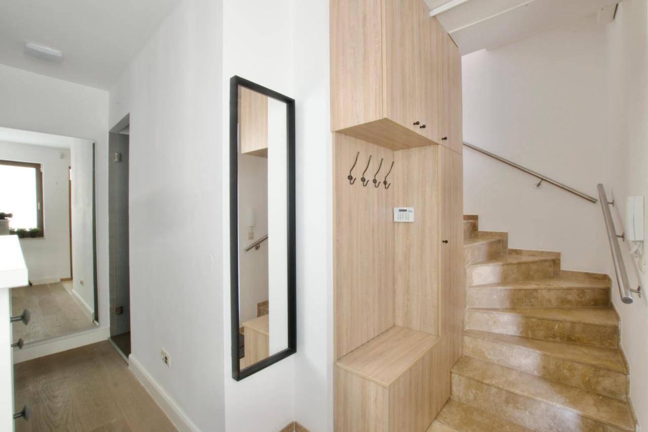 Penthouse Apartment By Hi5 -At The Top Of Будапеща Екстериор снимка