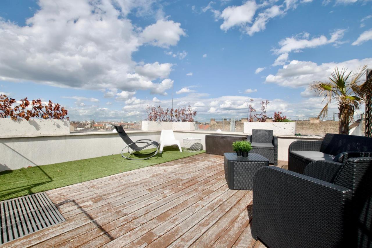 Penthouse Apartment By Hi5 -At The Top Of Будапеща Екстериор снимка