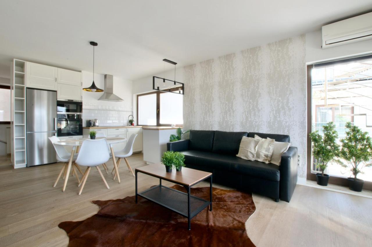 Penthouse Apartment By Hi5 -At The Top Of Будапеща Екстериор снимка